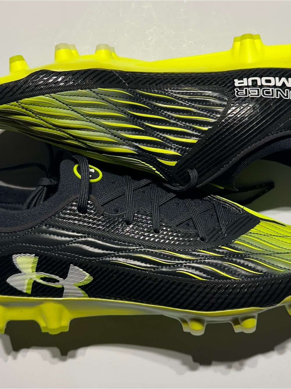 Under Armour Magnetico Elite 4 FG Soccer Cleats Black Lime 3027700-001 Men's 9